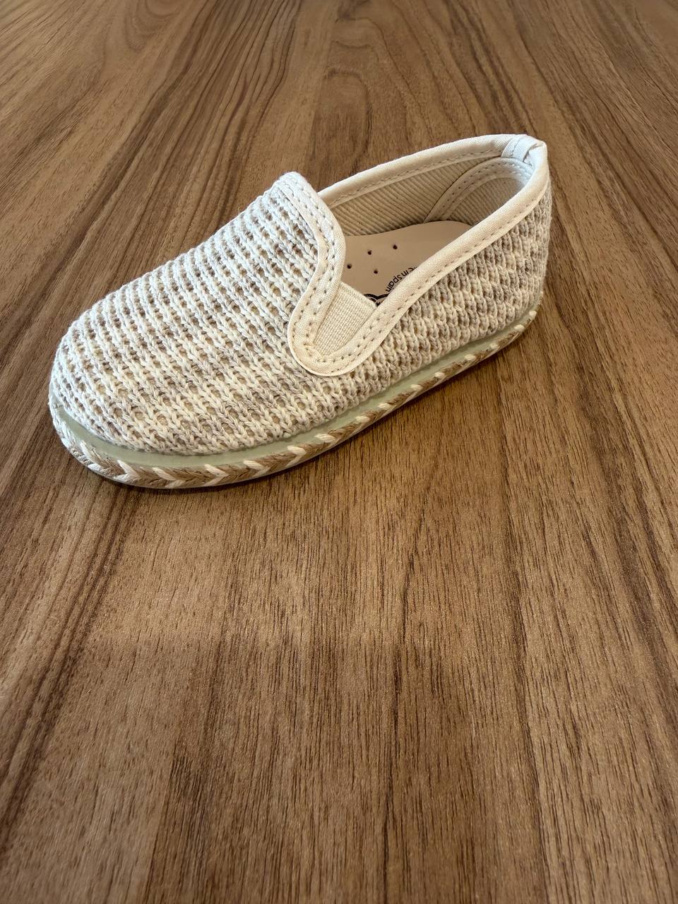 ESPADRILLAS BEIGE PUCHITOS