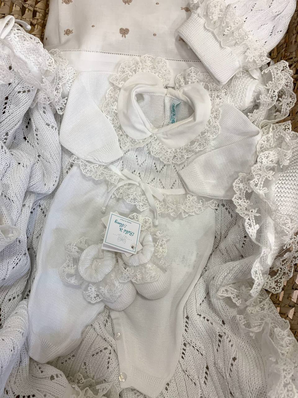 Coordinato Pizzo Bianco Bebè di Almy