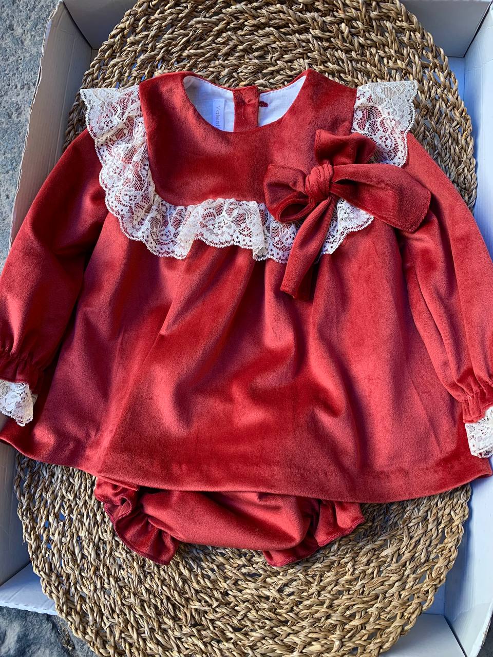 Abitino CON PIZZO VALENTINA BEBÈS