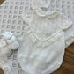 TUTINA, CAPPELLINO E SCARPINE RICAMO D'AMORE BIANCO BEBÉ DI ALMY