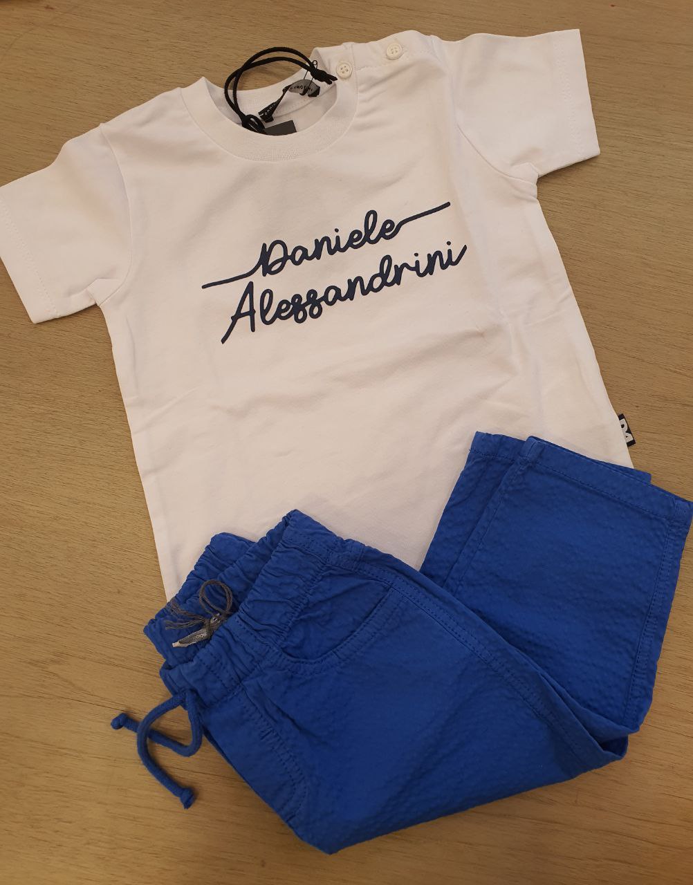 Completo t-shirt e pantalone Jo Milano