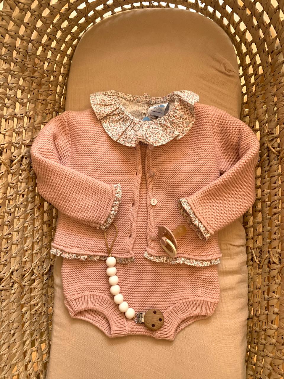 Salopette e Cardigan Sardon