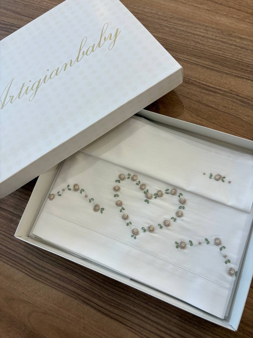 Lenzuolino CUORE BIANCO ECRÙ ARTIGIANBABY
