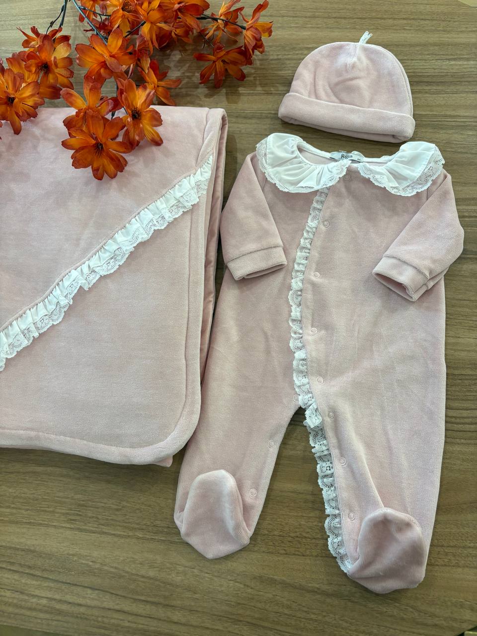 Coordinato NASCITA ROSA CIPRIA CON PIZZO