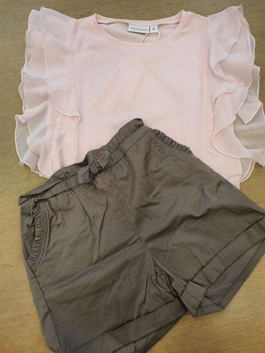 Completo t-shirt rosa e shorts