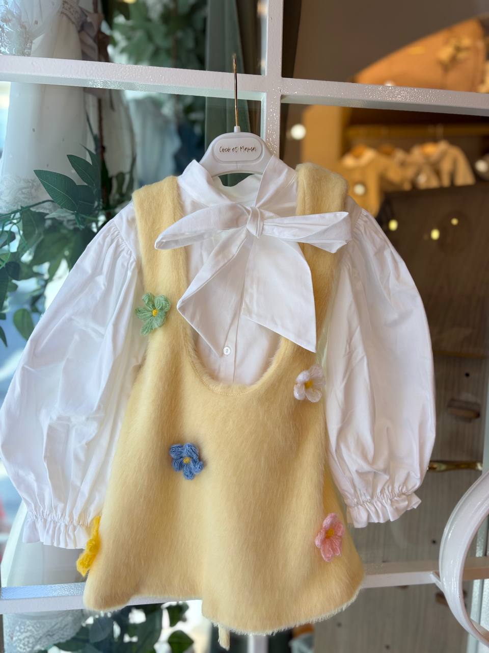 Abito GIALLO PASTELLO CON FIORI COCÓ ET MAMÁ