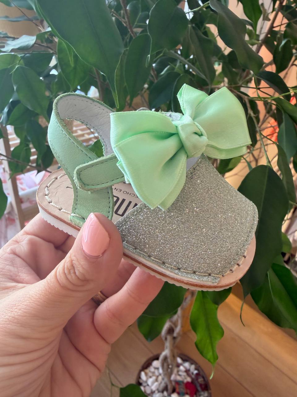 Minorchine verde glitter INDICE