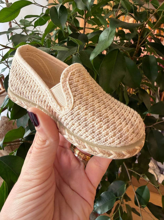 ESPADRILLAS BEIGE PUCHITOS
