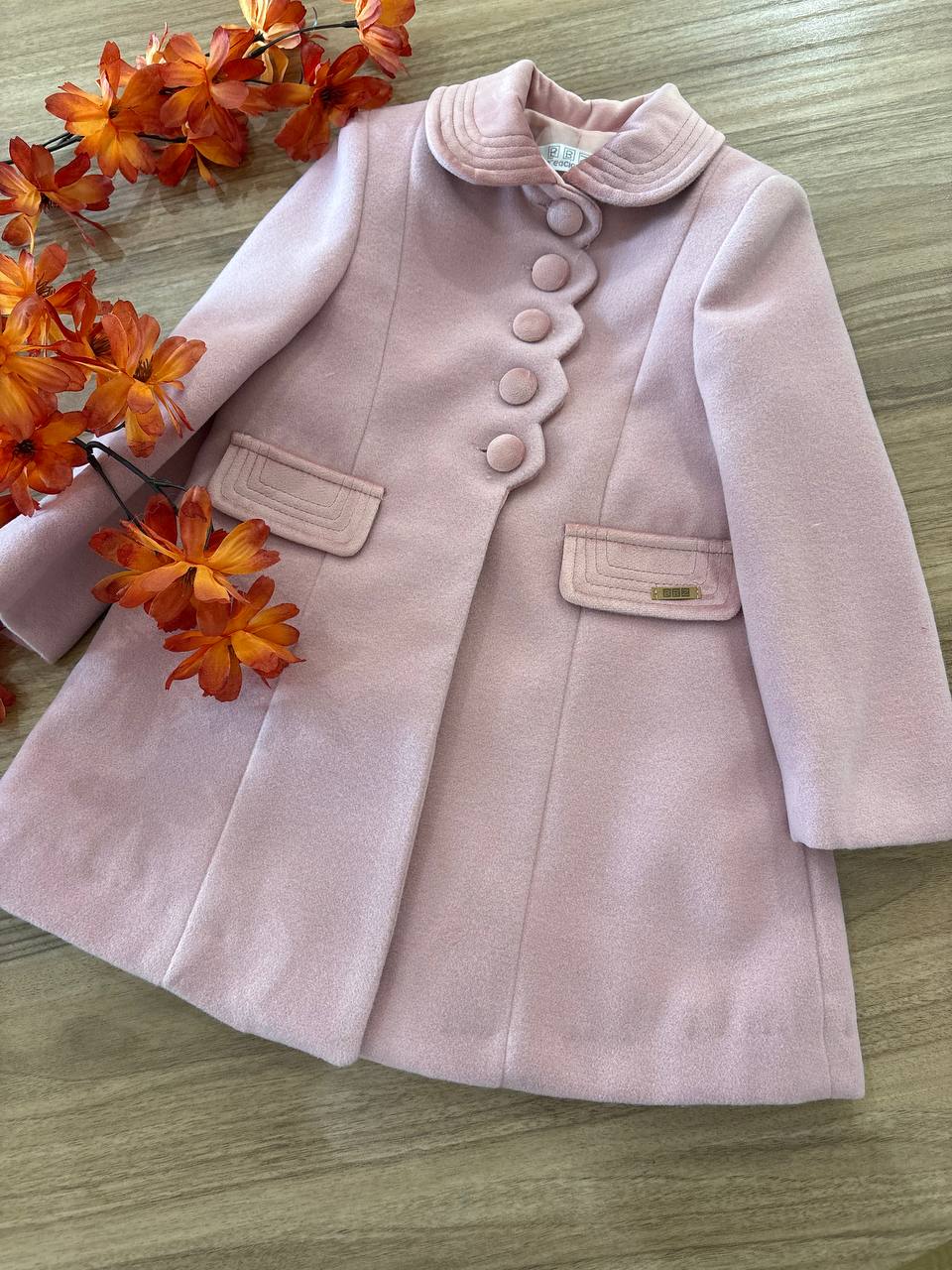 Cappotto ROSA CIPRIA CON COLLETTO A BOTTONI RIVESTITI
