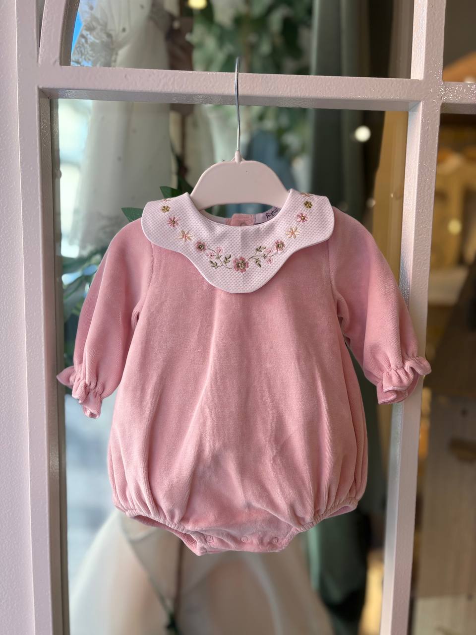 Pagliaccetto rosa floreale