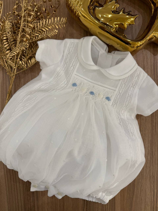PAGLIACCETTO BATTESIMALE PUNTO SMOCK BIANCO E CELESTE CHARO