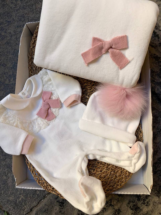 Coordinato nascita MERLETTO PANNA E ROSA CIPRIA TETO E TATTA