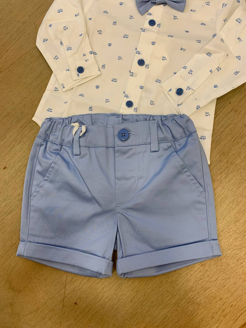 Shorts celeste minibanda
