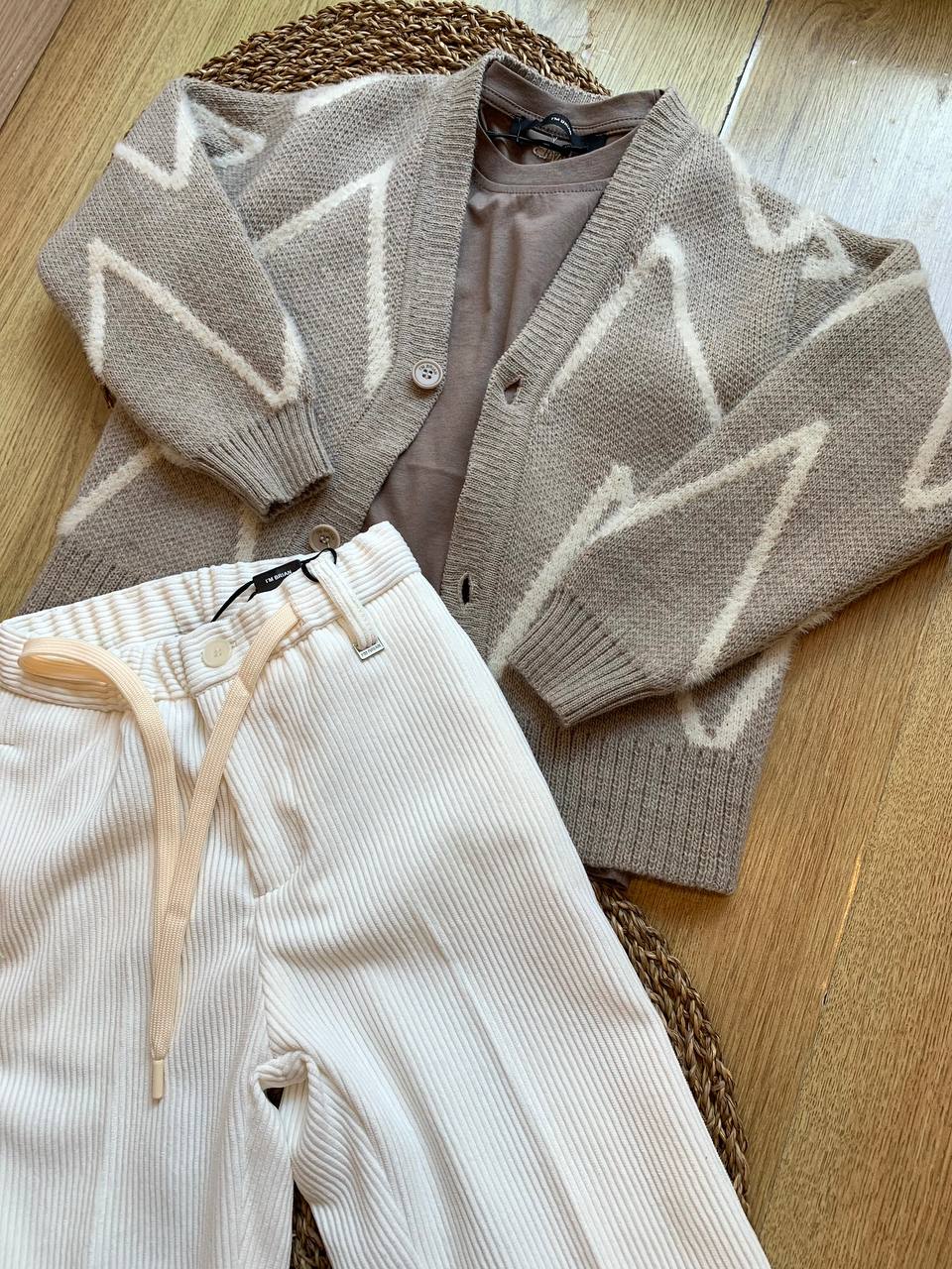 Completo BEIGE I'M BRIAN