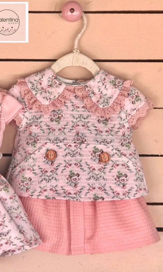 Completo floreale rosa